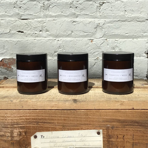 Bougie Oud + Bergamote — Sensualité & Profondeur